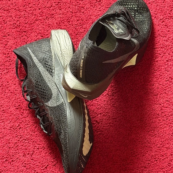 Nike ZoomX Vaporfly Next% 3 FK Racing Shoes Men’s Size 10.5 ‘Black Olive Aura’